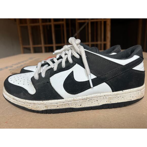 Nike SB Zoom Dunk Low Pro \